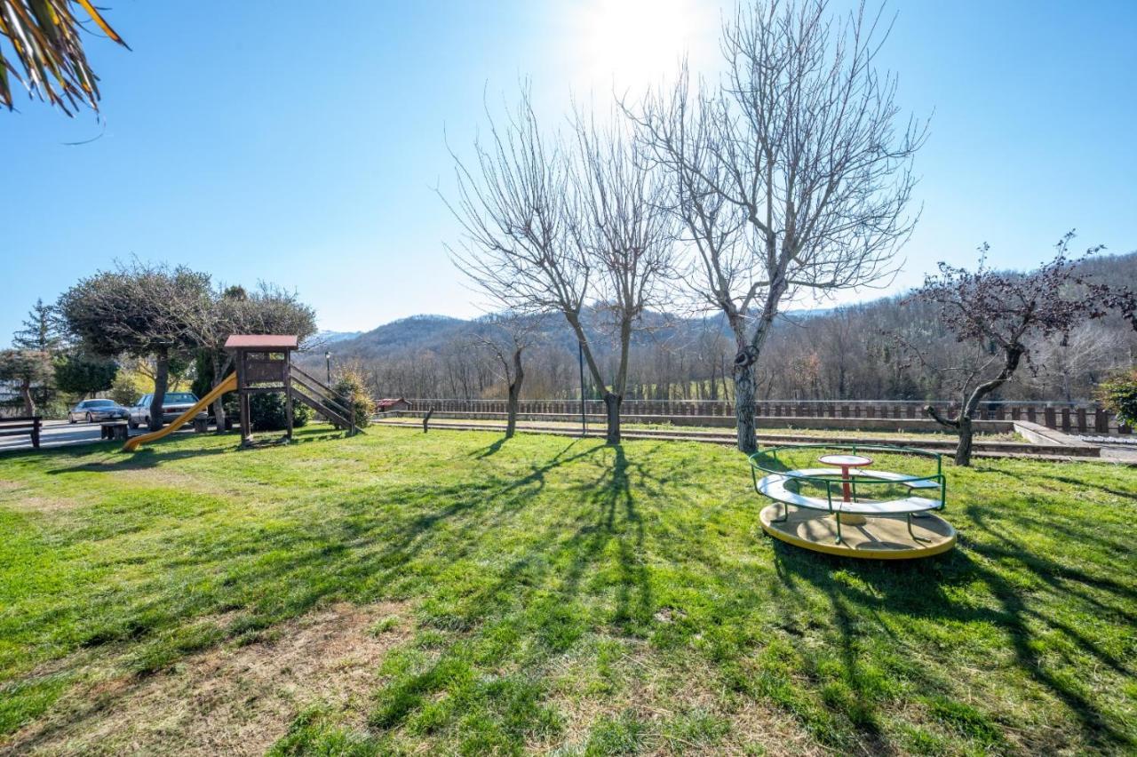 Agriturismo Caperroni Pescopagano Екстер'єр фото